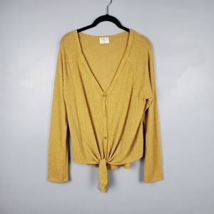 Sienna Sky thermal button up tie front top Size XL